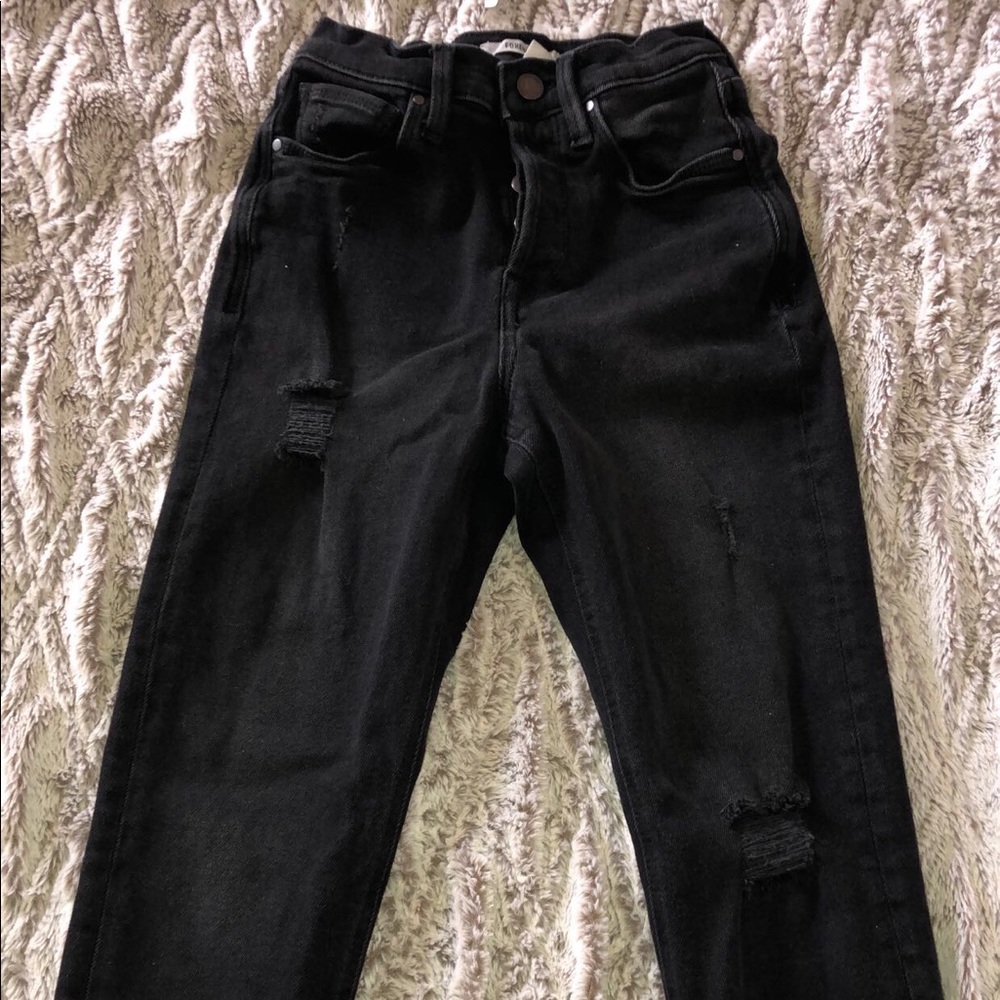 Black jeans (women)